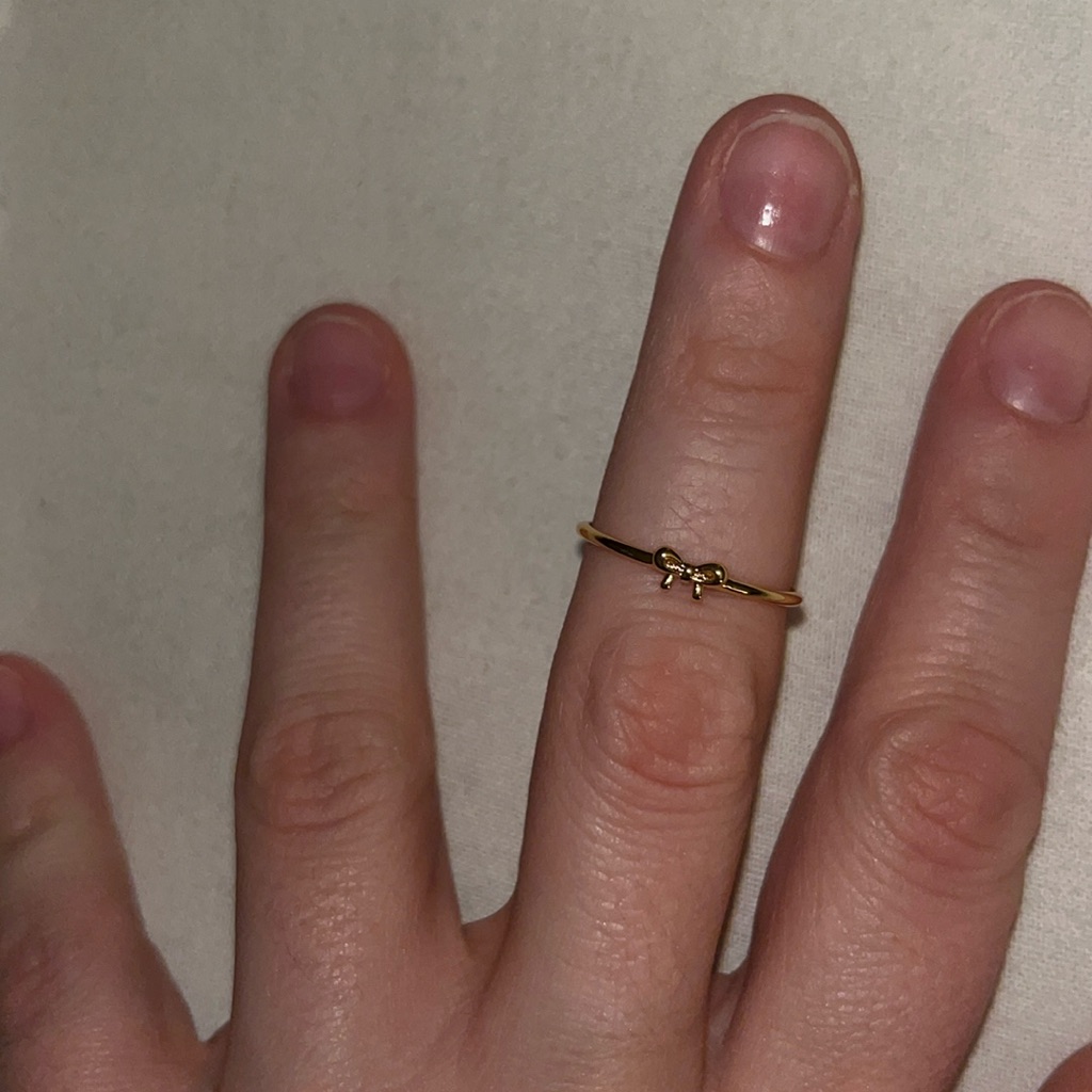 Gold Bow Ring